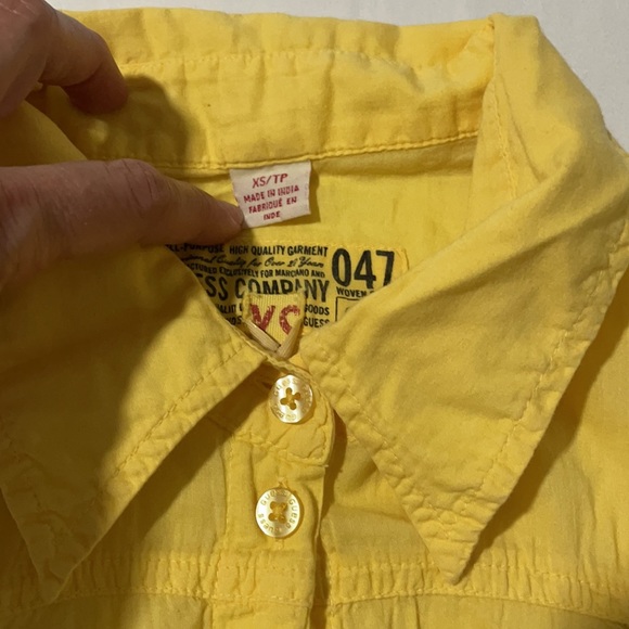 Guess yellow top - Picture 4 of 9